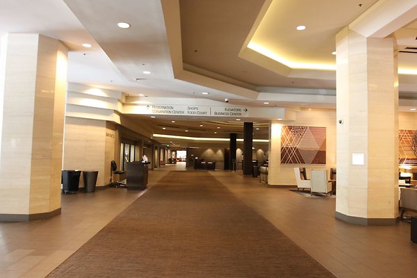 Anaheim Hilton 16 Anaheim Hilton 16