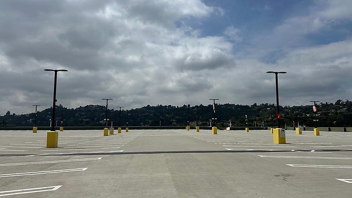 ET Parking Structure Universal &quot;Pond or Other&quot;